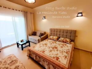 Cozy Surfer Studio